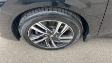 Peugeot 208 1.2 PureTech 100 Allure Premium 5dr Petrol Hatchback